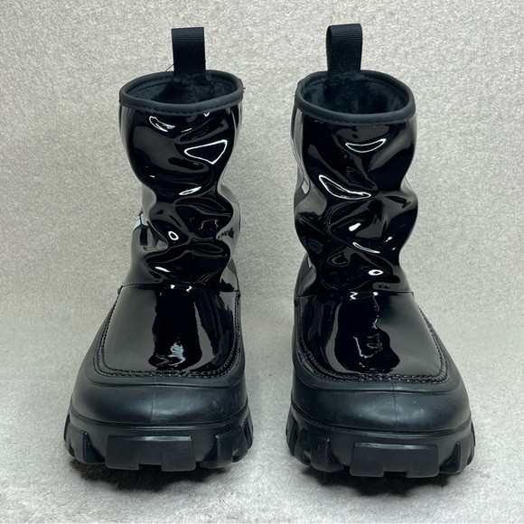 UGG Classic Brellah Mini Boot-Black-Women’s 5-Winter-Warm-Fashion-Snow-Rain-Cute - Picture 7 of 15